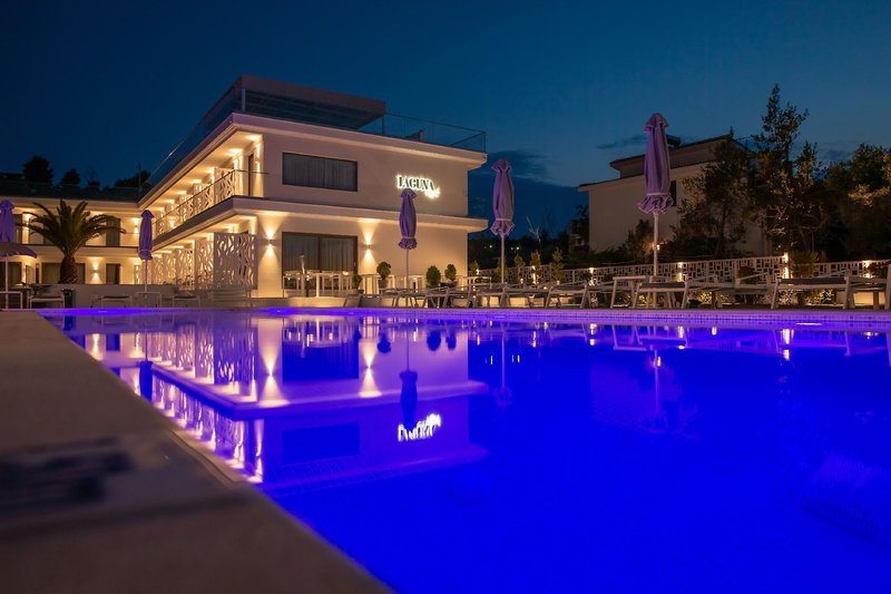 Laguna Resort